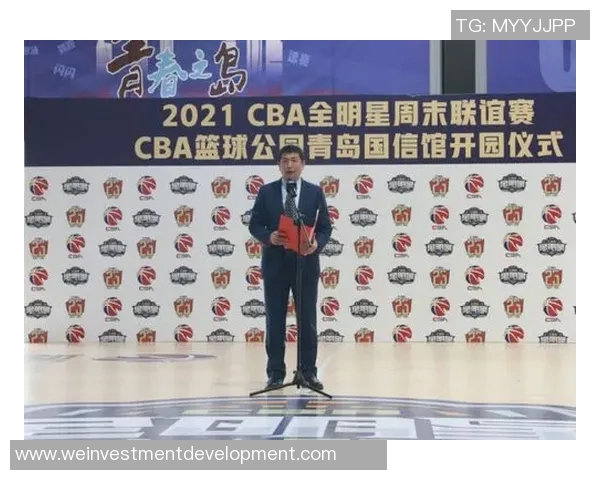 杨强回顾篮球生涯的点滴故事与成长历程分享